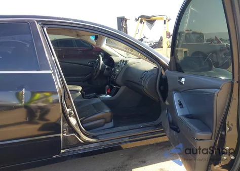 2011 Nissan Altima 3.5 Sr z USA, uszkodzony, nr VIN 1N4BL2AP3BN419222